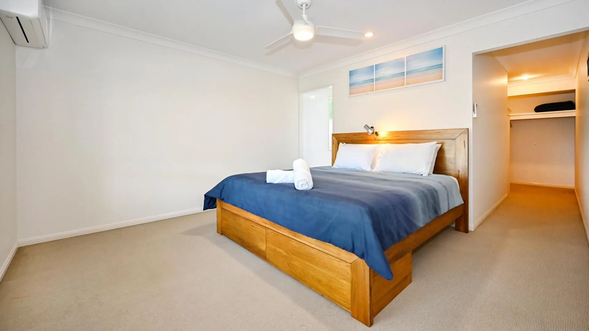 Beach House Getaway - Stylish, Kms Of Beach Za1 Buddina 0*,  Australia