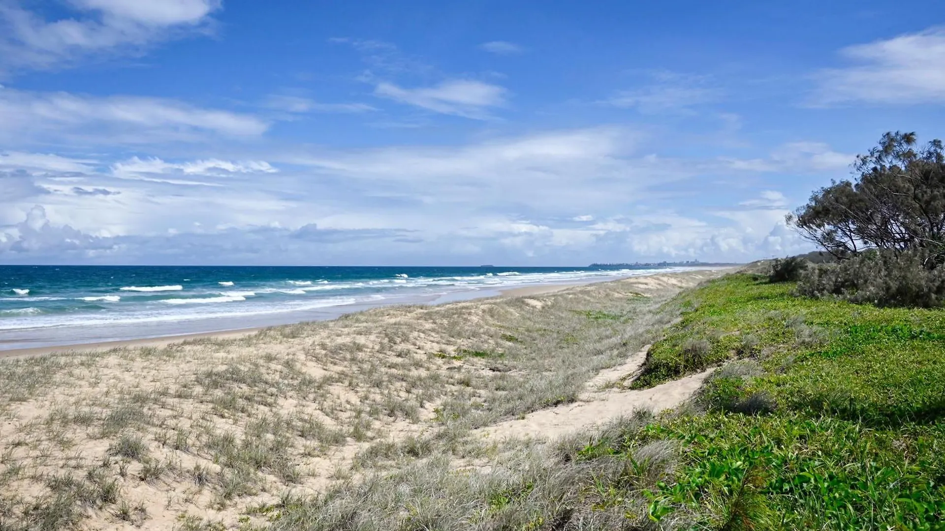 Beach House Getaway - Stylish, Kms Of Beach Za1 Buddina Australia